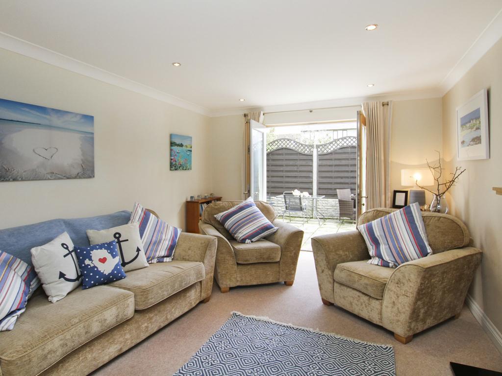 Gull House room 1
