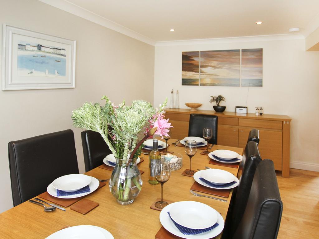 Gull House room 6